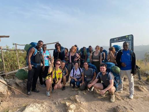 Vounteer_in_Ghana